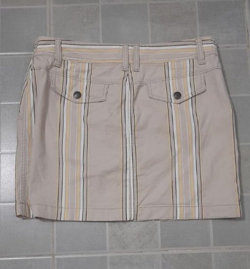 Imagen de Falda color crema talla 4