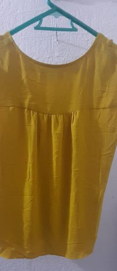 Imagen de Blusa mostaza talla XS