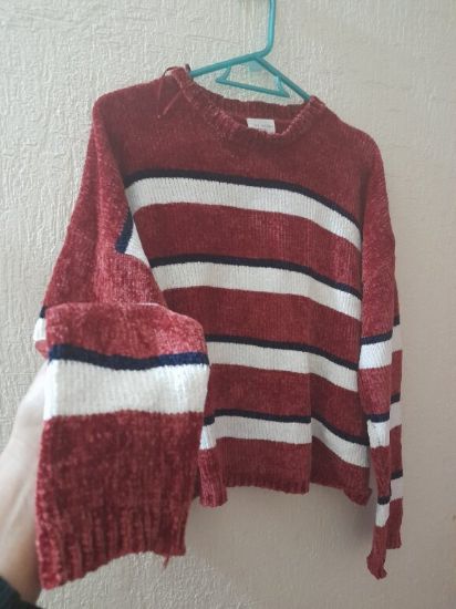 Imagen de Suéter color vino con blanco talla XL