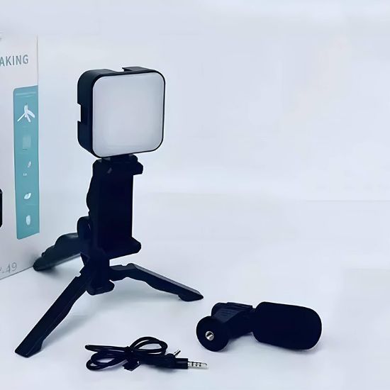 Imagen de Soporte para celular 3 en 1, tripie, luz y micrófono