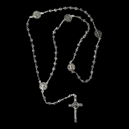 Imagen de Rosario De San Benito 4mm, Terminado Tipo Plata Vieja, 6 Piezas.