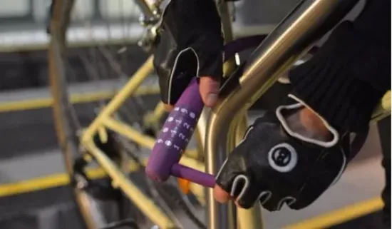 Imagen de Cadena Candado Seguridad Bicicleta Knog Twisted Combo Rojo