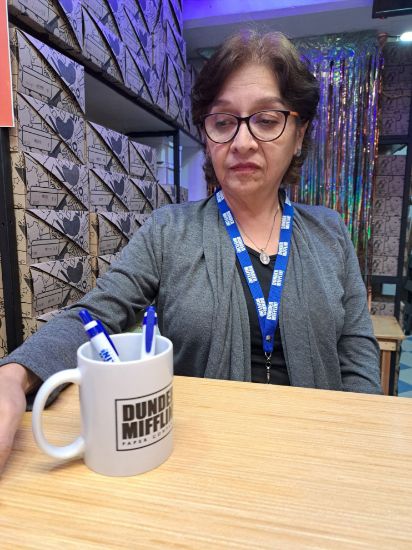 Imagen de Colgante Portagafete Dunder Mifflin - Serie The Office 