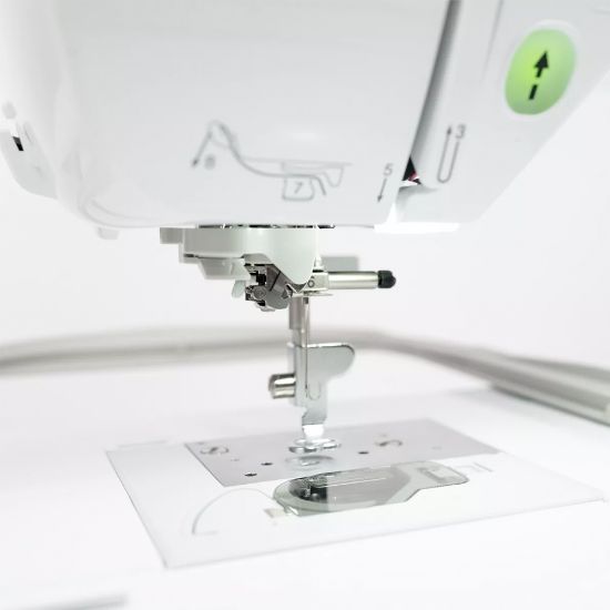 Imagen de Bordadora Semi-profesional Brother BP1530L
