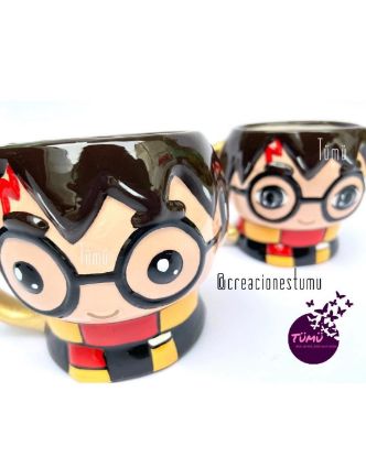 Imagen de Taza cerámica 3D Mago pintada a mano