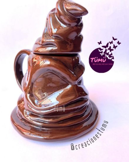 Imagen de Taza cerámica 3D Sombrero pintada a mano