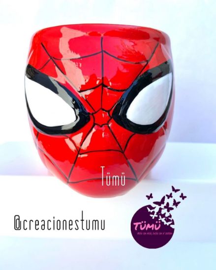 Imagen de Taza cerámica 3D Hombre Araña pintada a mano