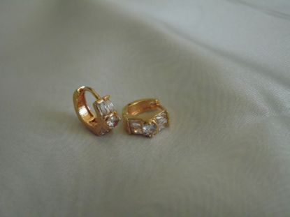 Imagen de Huggie Moño hecha de chapa de oro