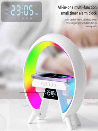 Imagen de Bocina Lampara RBG Luz Led reloj Decorativo Cargador en Forma de G inalámbrico 3 en 1 