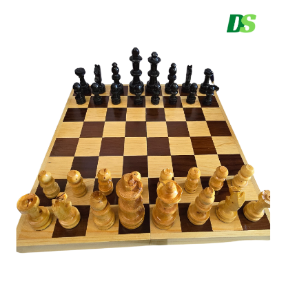 Imagen de Ajedrez De Madera Artesanal: 45x45 Cm. Tablero Plegable