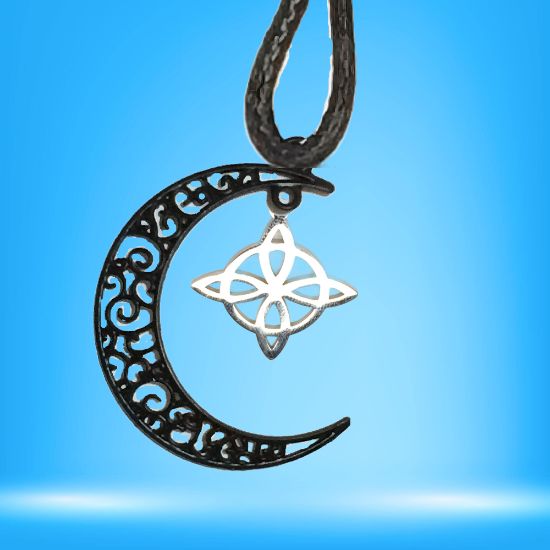 Imagen de 1 Dije Nudo de bruja T 20x20mm Acero CURADO en Luna Negra 41X31cmm Collar 45+5cm Largo  LOPI/$