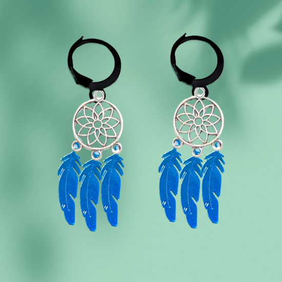 Imagen de 1 Par de Atrapasueños Color Plata+ Plumitas Etnicas Azul Medio Metalico Acero en Arracaditas Color Negro LOPI/$