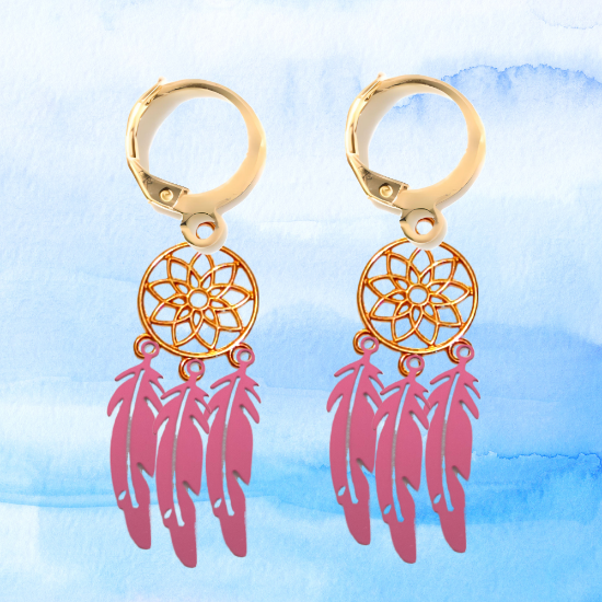 Imagen de 1 Par de Atrapasueños Color Dorado+ Plumitas Etnicas  Rosa Metalico Acero en Arracaditas Color Dorado  LOPI/$