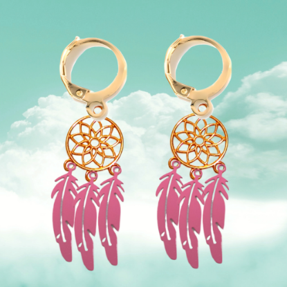 Imagen de 1 Par de Atrapasueños Color Dorado+ Plumitas Etnicas  Rosa Metalico Acero en Arracaditas Color Dorado  LOPI/$