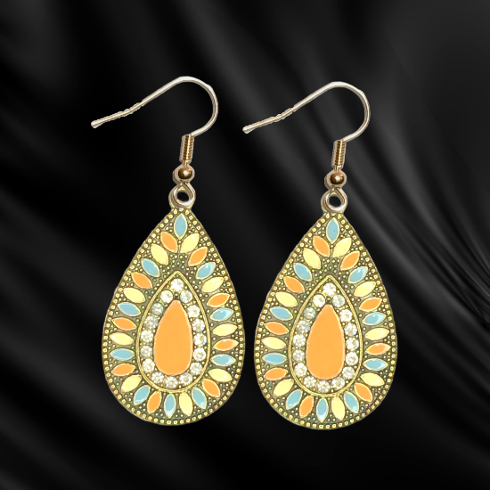 Imagen de 1 Par de Aretes Alta Durabilidad Gota Grande 35x25mm C.Dorado Centro Color Mamey e Incrustaciones Cristal Zirconia Para Toda Ocasion- LOPI/$