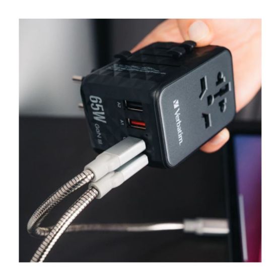 Imagen de Verbatim UTA-05 GaN Universal Travel Adapter with 2 x USB-C PD 65W & QC 4+ / 2 x USB-A