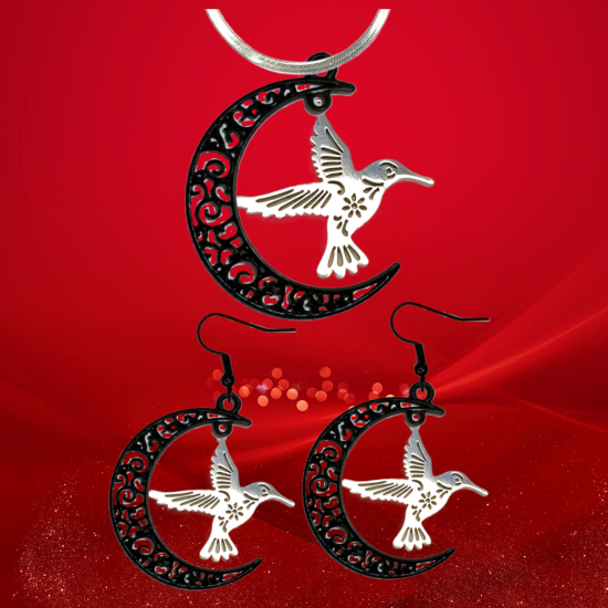 Imagen de 1 Juego ( 1 Par de Aretes+ Collar Acero Color Plata)  Hermoso Colibrí M2 Grande 40x35mm Acero Color Plata  En Luna Negra Alta Durabilidad Símbolo de Gran Amor