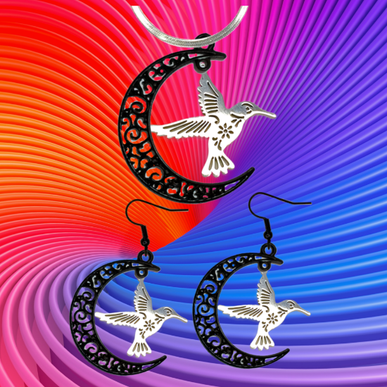 Imagen de 1 Juego ( 1 Par de Aretes+ Collar Acero Color Plata)  Hermoso Colibrí M2 Grande 40x35mm Acero Color Plata  En Luna Negra Alta Durabilidad Símbolo de Gran Amor