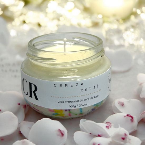 Imagen de Vela Artesanal y Aromática – Cereza y Rosas 100g