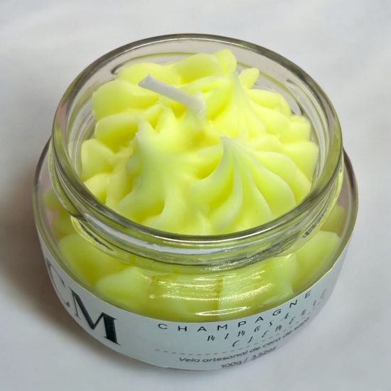 Imagen de Vela Artesanal y Aromática – Champagne y Mimosa Clementina 100g