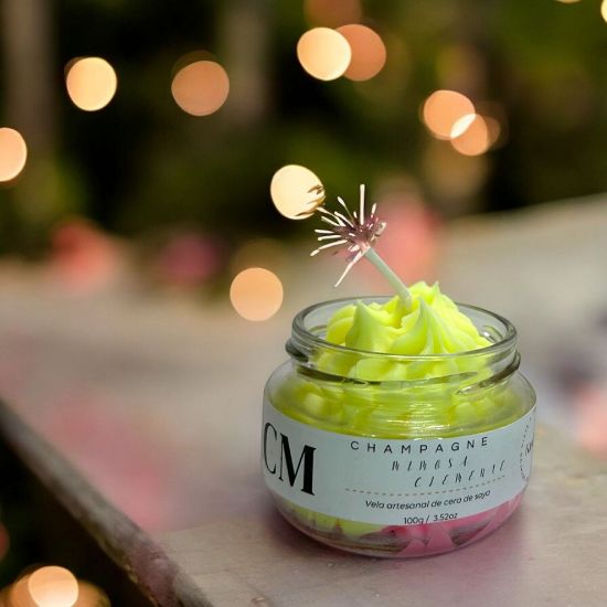 Imagen de Vela Artesanal y Aromática – Champagne y Mimosa Clementina 100g
