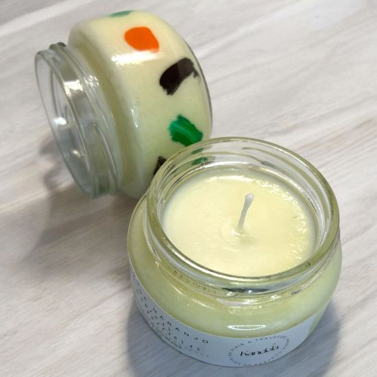 Imagen de Vela Artesanal y Aromática – Bambú, Flor de Naranjo y Maderas Preciosas 100g