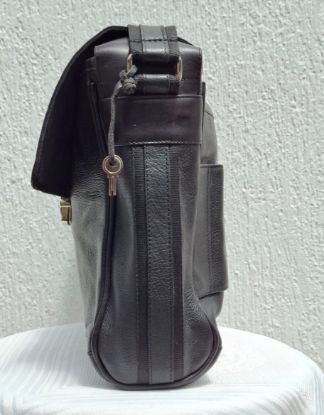 Imagen de Maletín amplio color negro de piel de Borrego Peligüey (Borrego Tabasco)