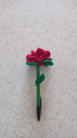 Imagen de Boligrafo Forma De Rosa Tejido A Mano Variedad De Colores.