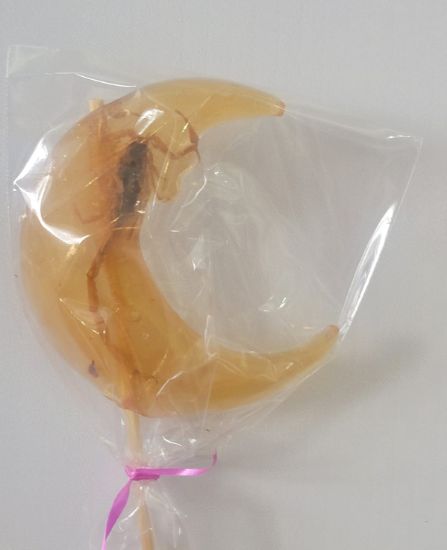 Imagen de paleta con alacran